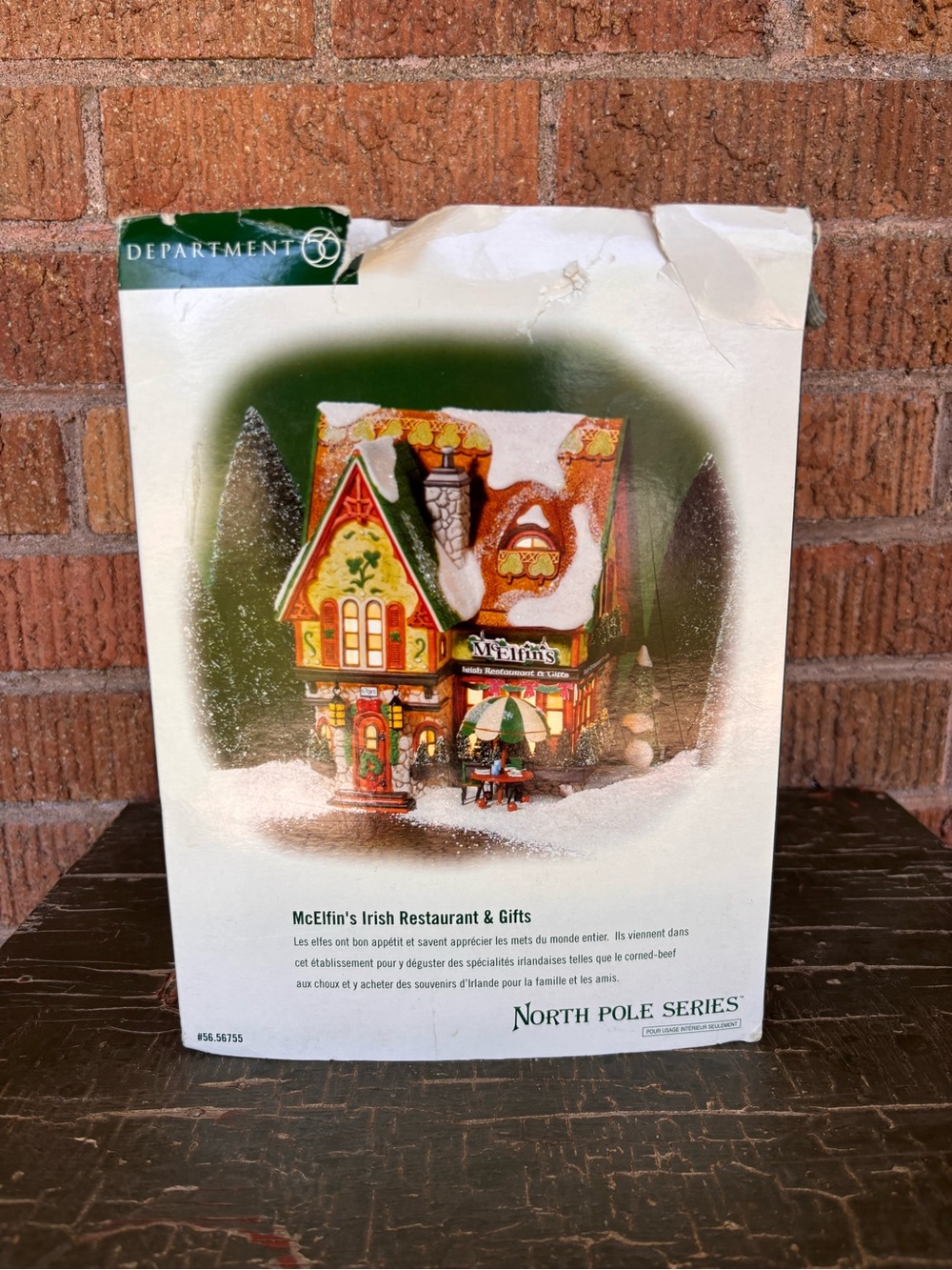 Department 56 McElfin’s Irish Restaurant & Gifts North Pole 56755 Elf W/BOX 2002 - Picture 4 of 11